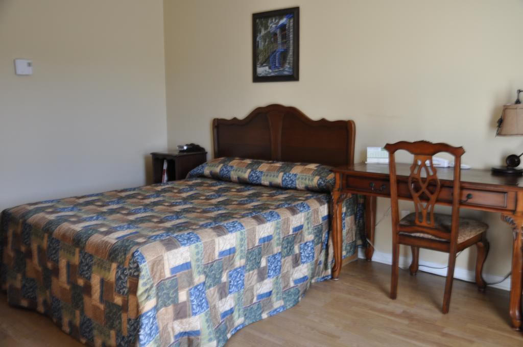Les Pignons Verts Motel 2*